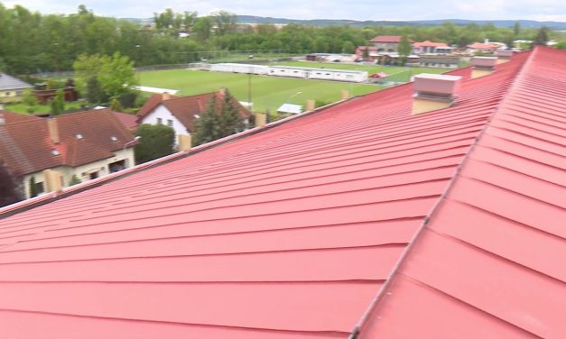 Sportcentrum dostane solární panely