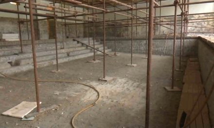 Rekonstrukce bazénu na ZŠ Horáka je v plném proudu
